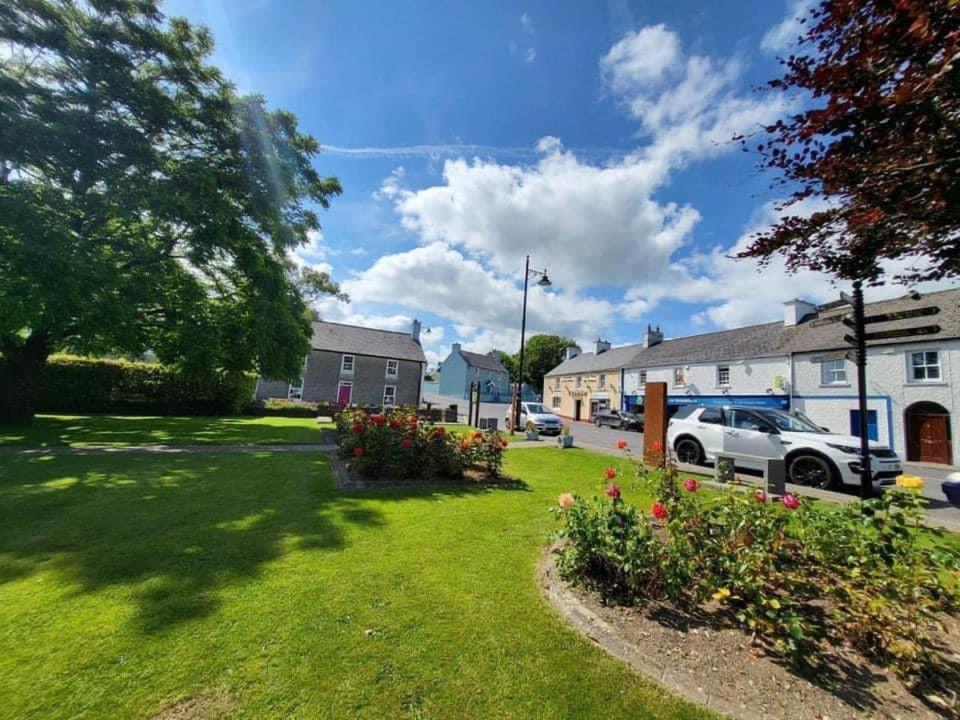Mounvaud Lodge Stradbally  Exterior photo